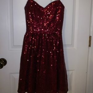 Maroon sparkly strapless dress